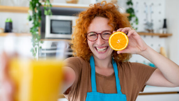 Exprimidor de Naranjas: La Clave para Jugos Frescos y Rentabilidad en tu Negocio